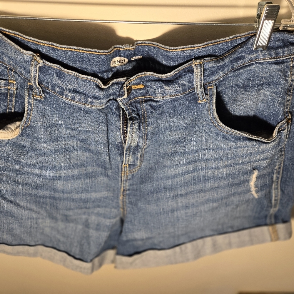 Old navy Plus Size blue distressed boyfriend short shorts Sexy Cuffed Size 18 - Picture 5 of 7